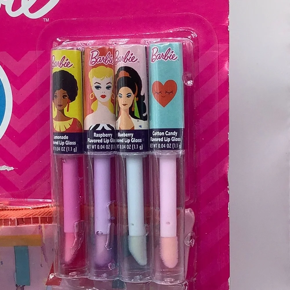 Barbie five piece of flavored lipgloss and cosmetic bag - Picture 2 of 2